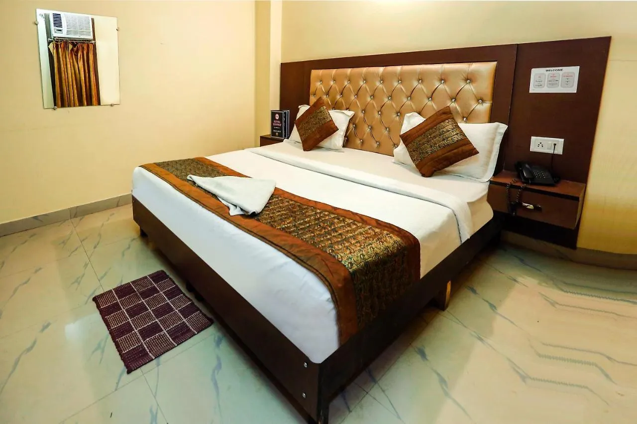 Airport Hotel Runway New Delhi